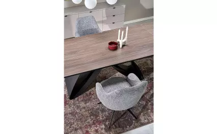 Трапезна маса Hilario орех